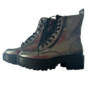 GUESS Fearne 5.5M Combat Boot Silver Metallic Logo Lug Sole Platform